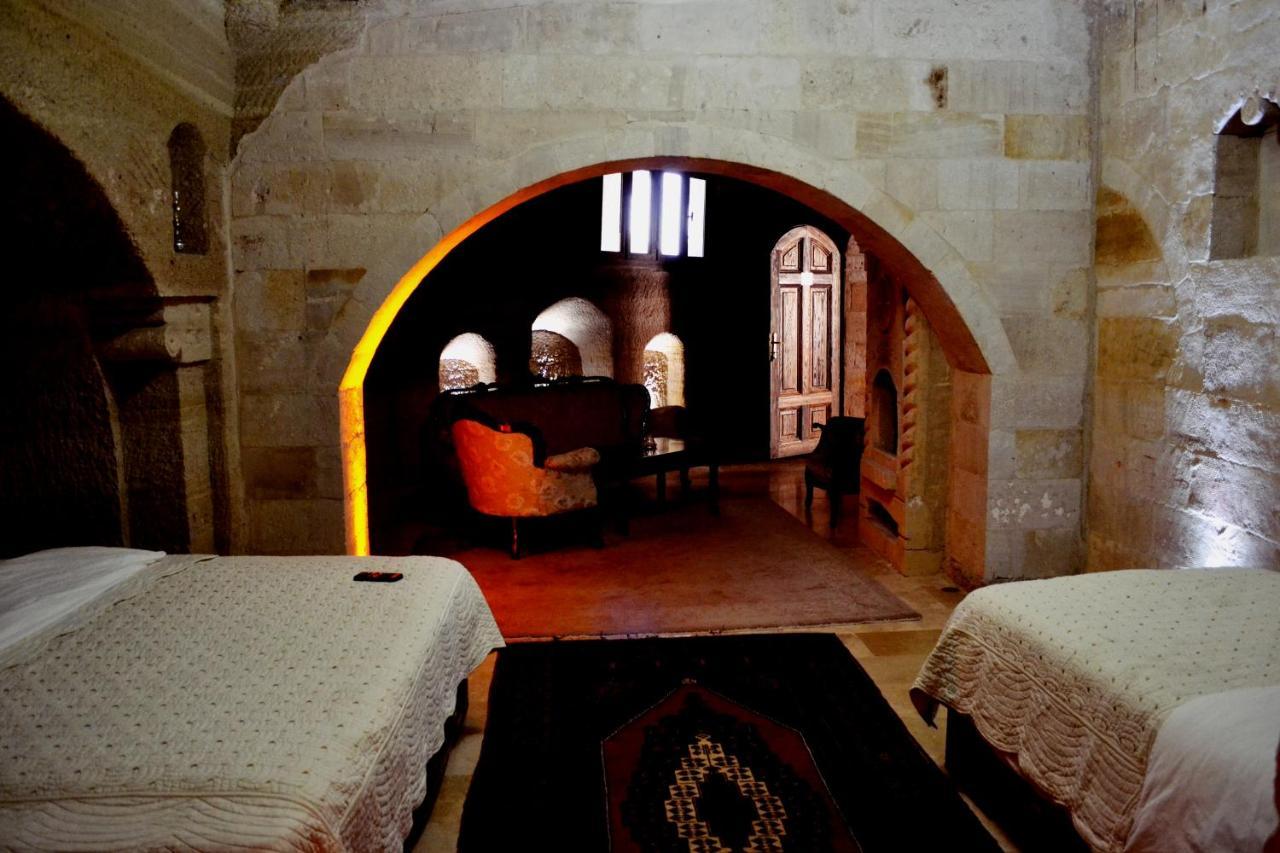 Family Cave Гьореме