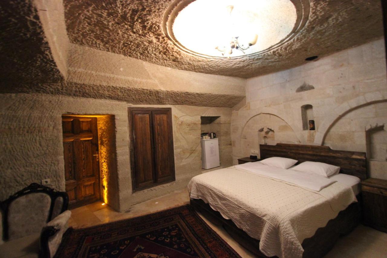 Family Cave Гьореме